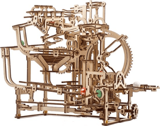 Ugears Houten Modelbouw - Knikkerbaan met 3-staps Lift Mechanisme