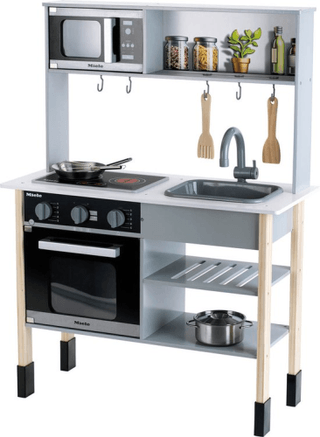 Miele houten speelkeuken met toebehoren